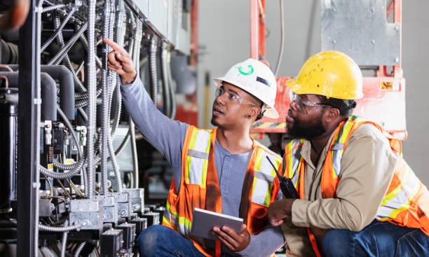 Best Affordable Emergency Electrician  in Melville, NY