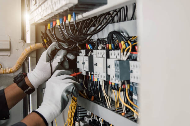 Best Licensed Electrician  in Melville, NY